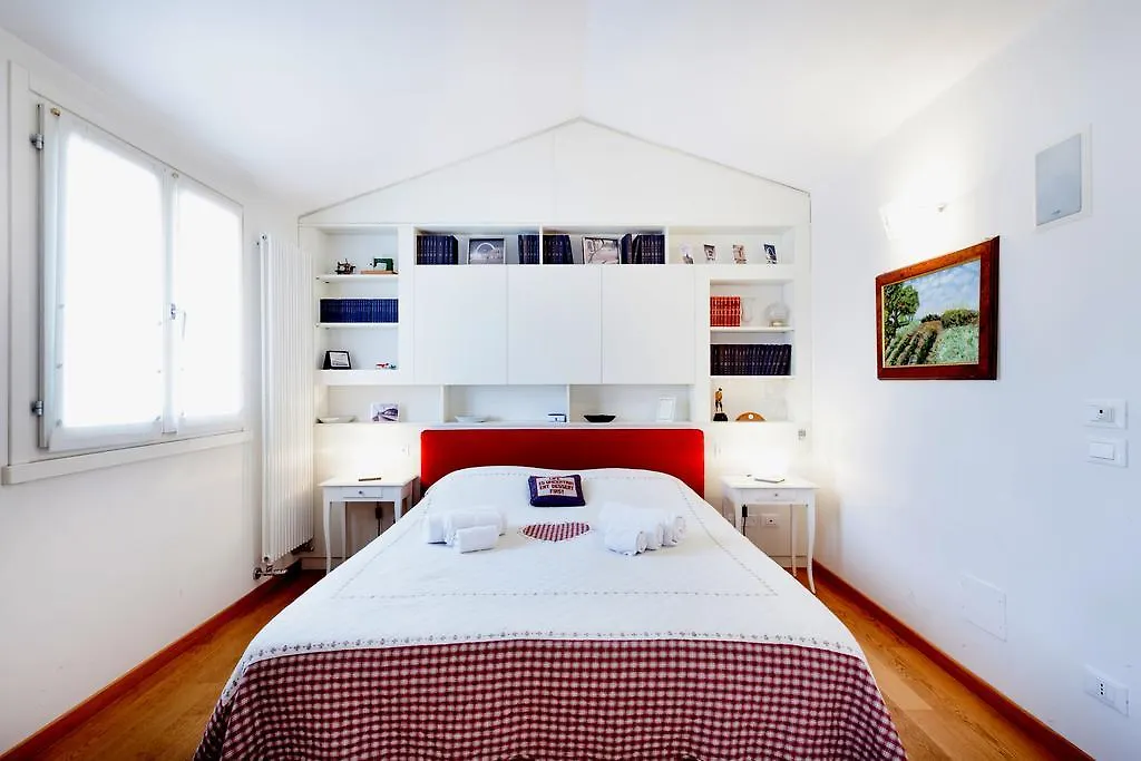 B&B Al 19 Verona Bed & Breakfast